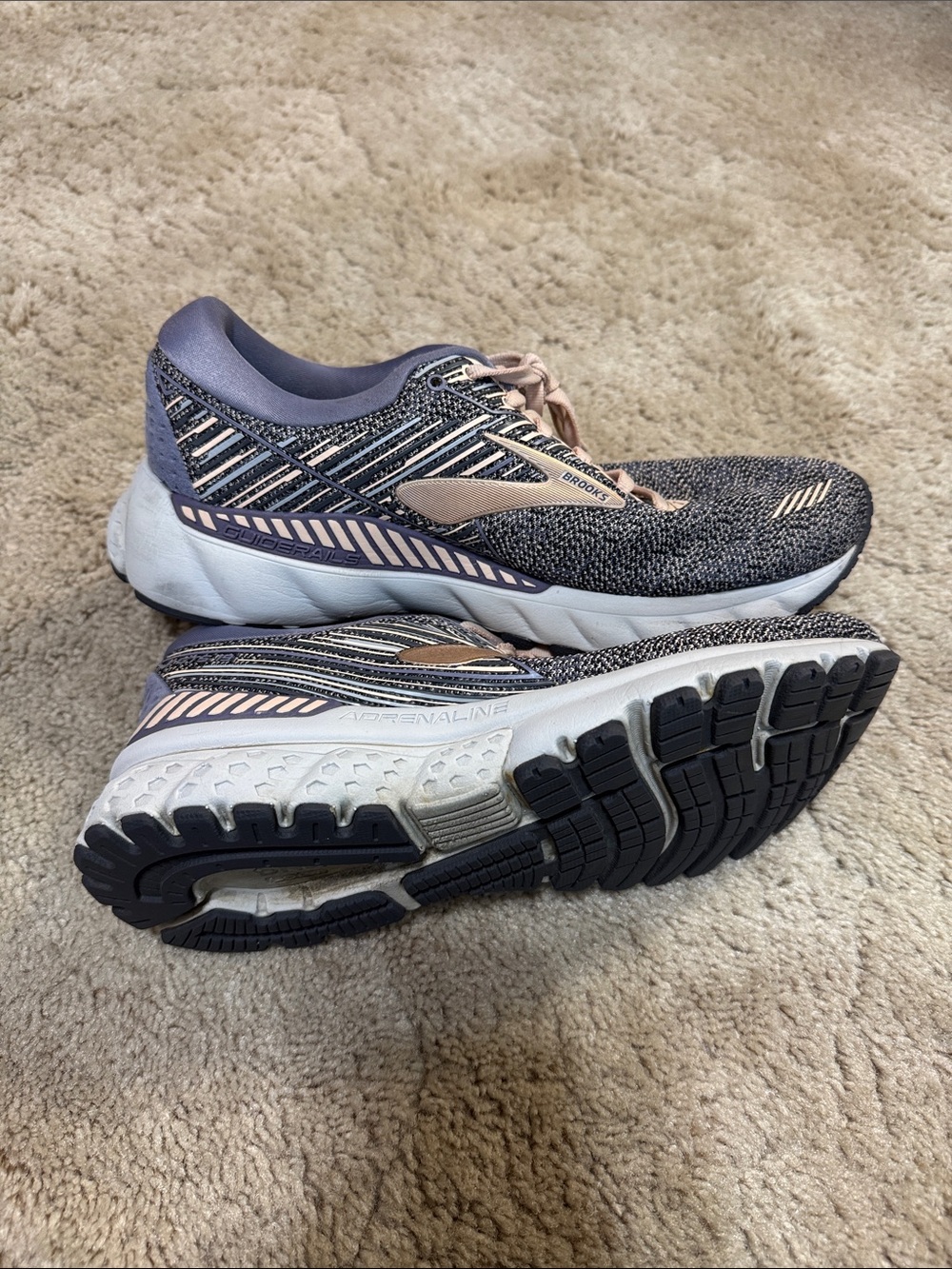 Brooks sneakers - Picture 6 of 7